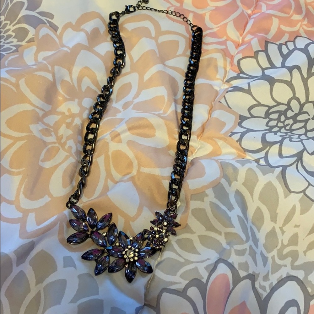 Statement necklace